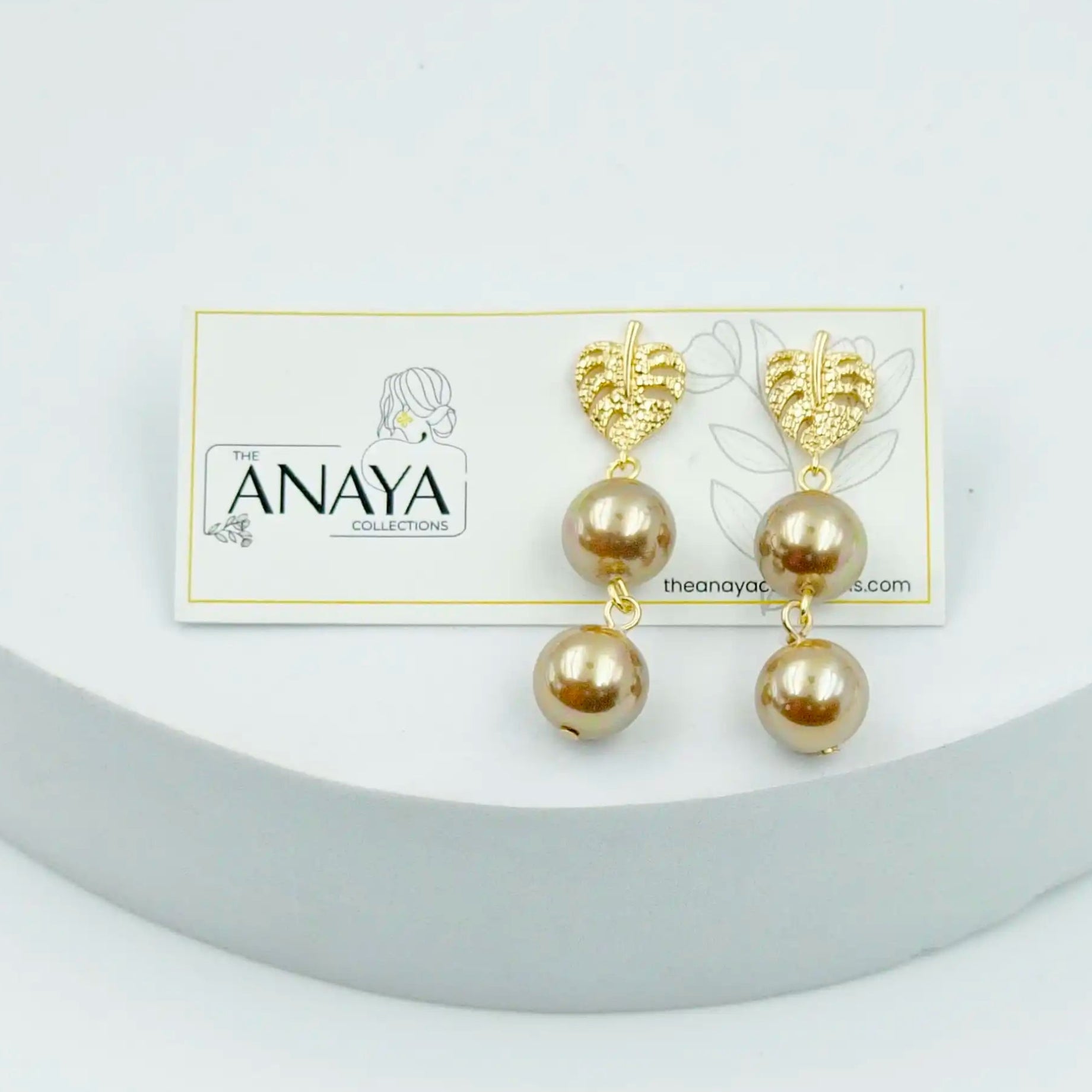 Leaf Shell Pearl Earrings