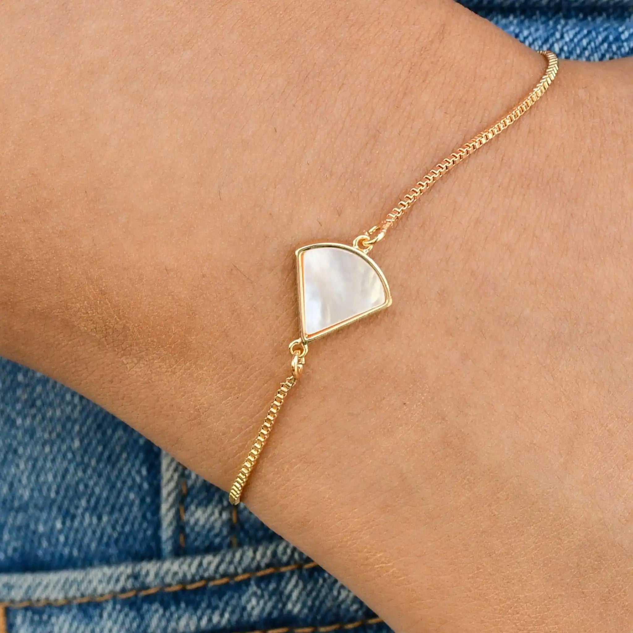 MOP Fan Bracelet