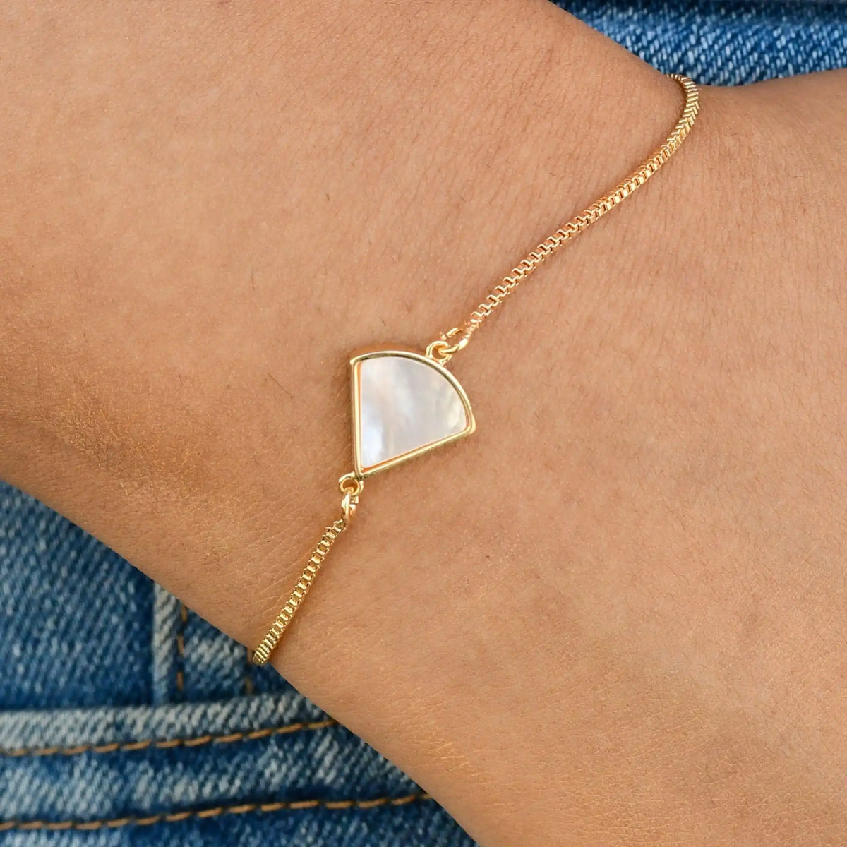 MOP Fan Bracelet