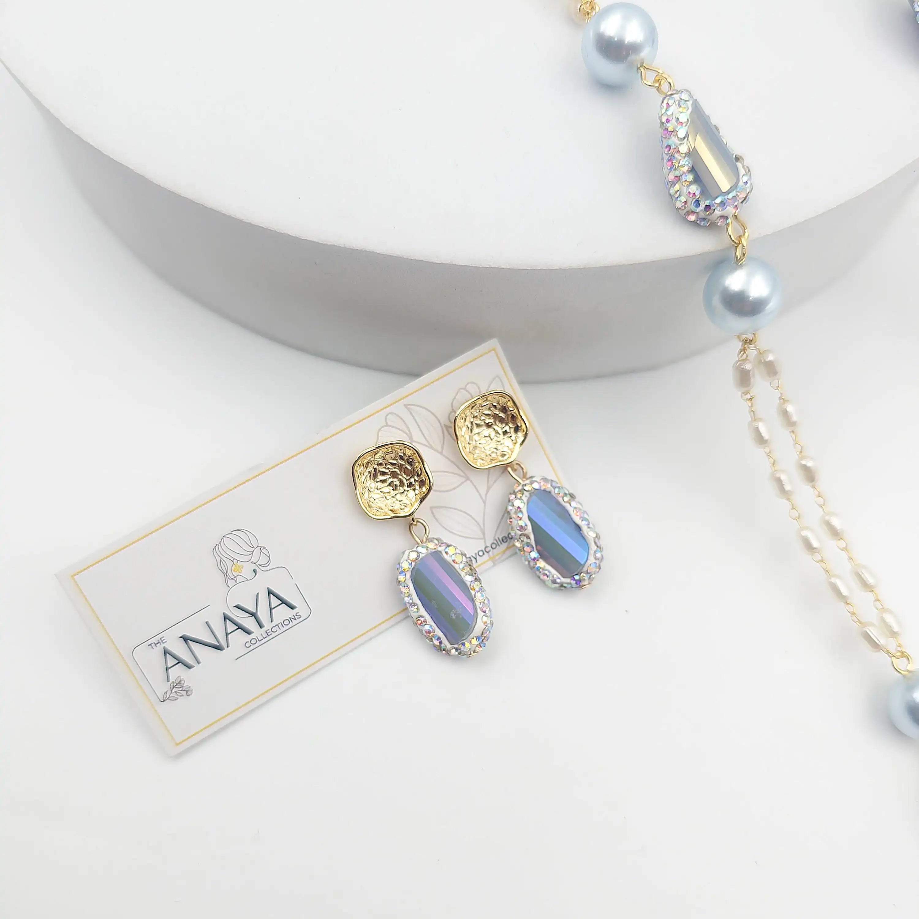 Mystic Shell Pearl Necklace Set
