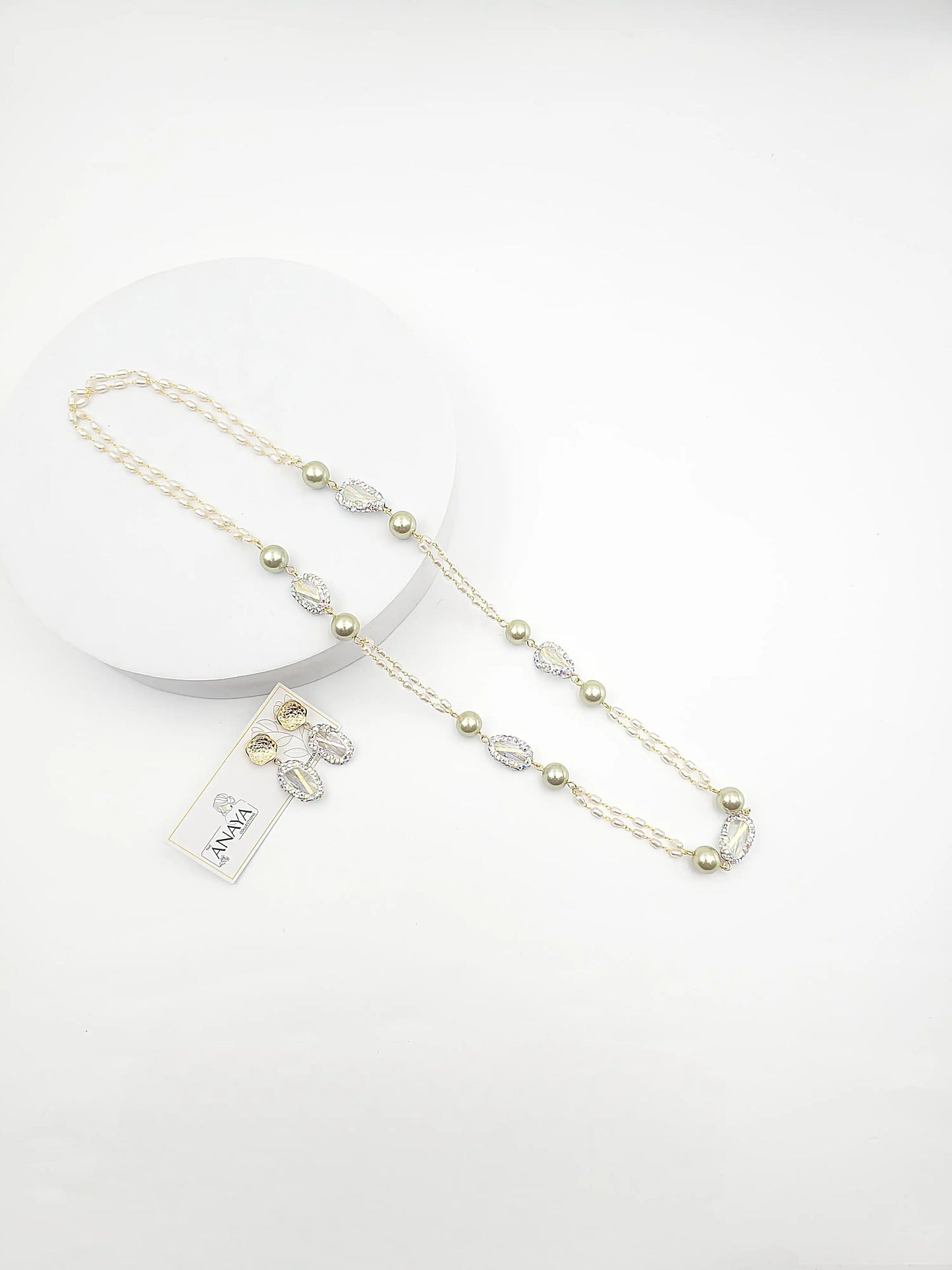 Mystic Shell Pearl Necklace