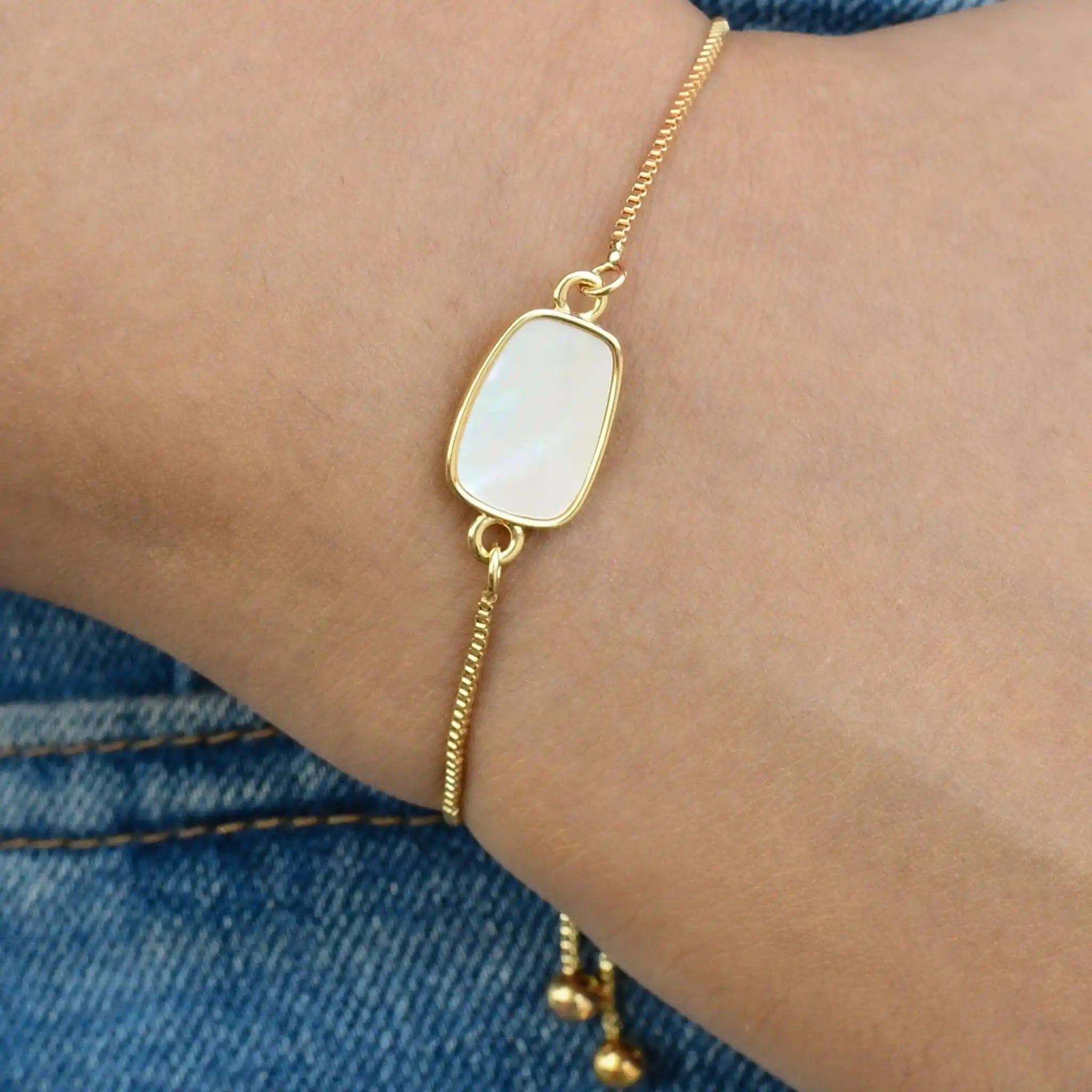 Oval MOP Bracelet
