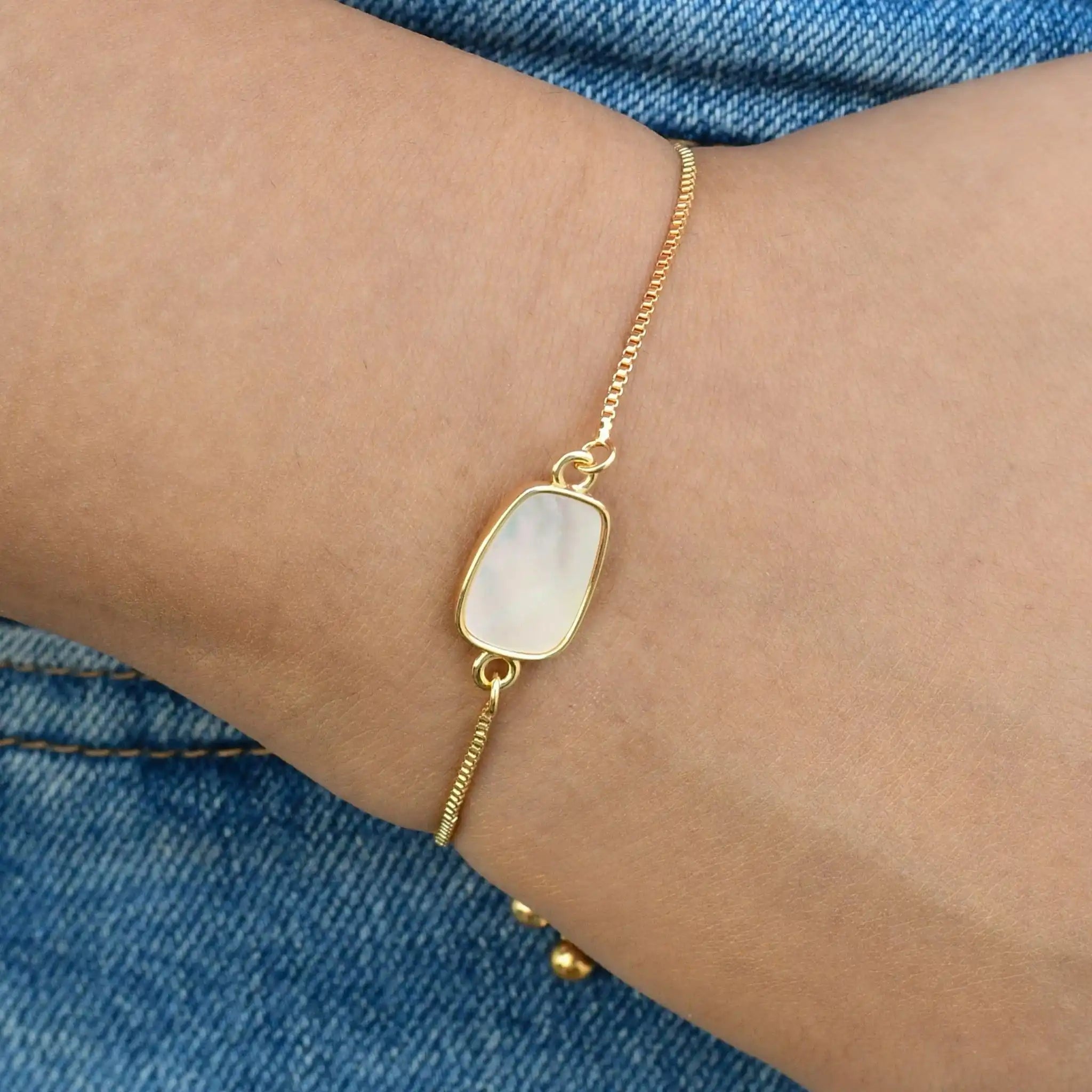 Oval MOP Bracelet