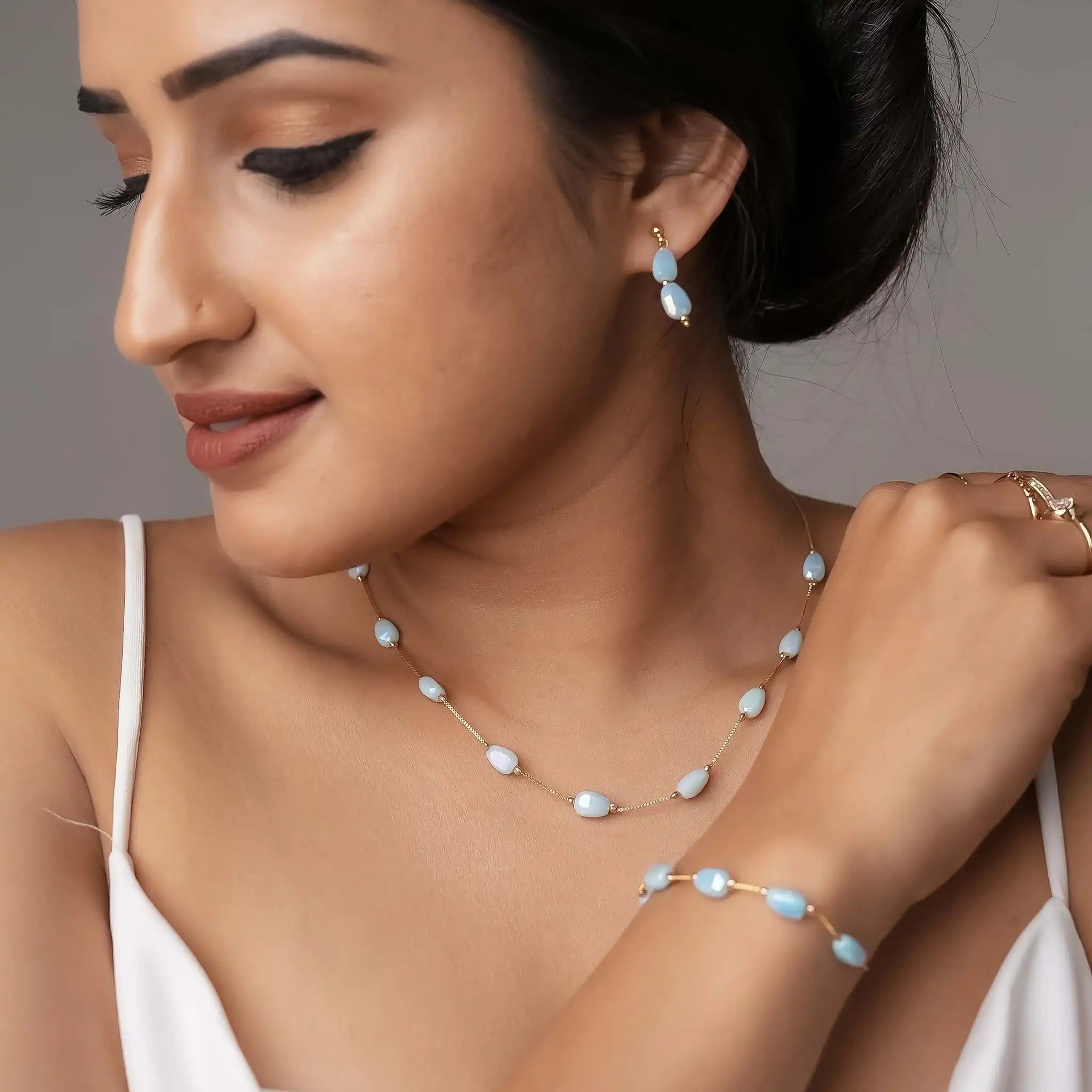Pebbled Dainty Set