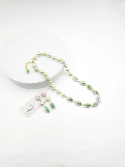 Regal Luxe Pearl Set