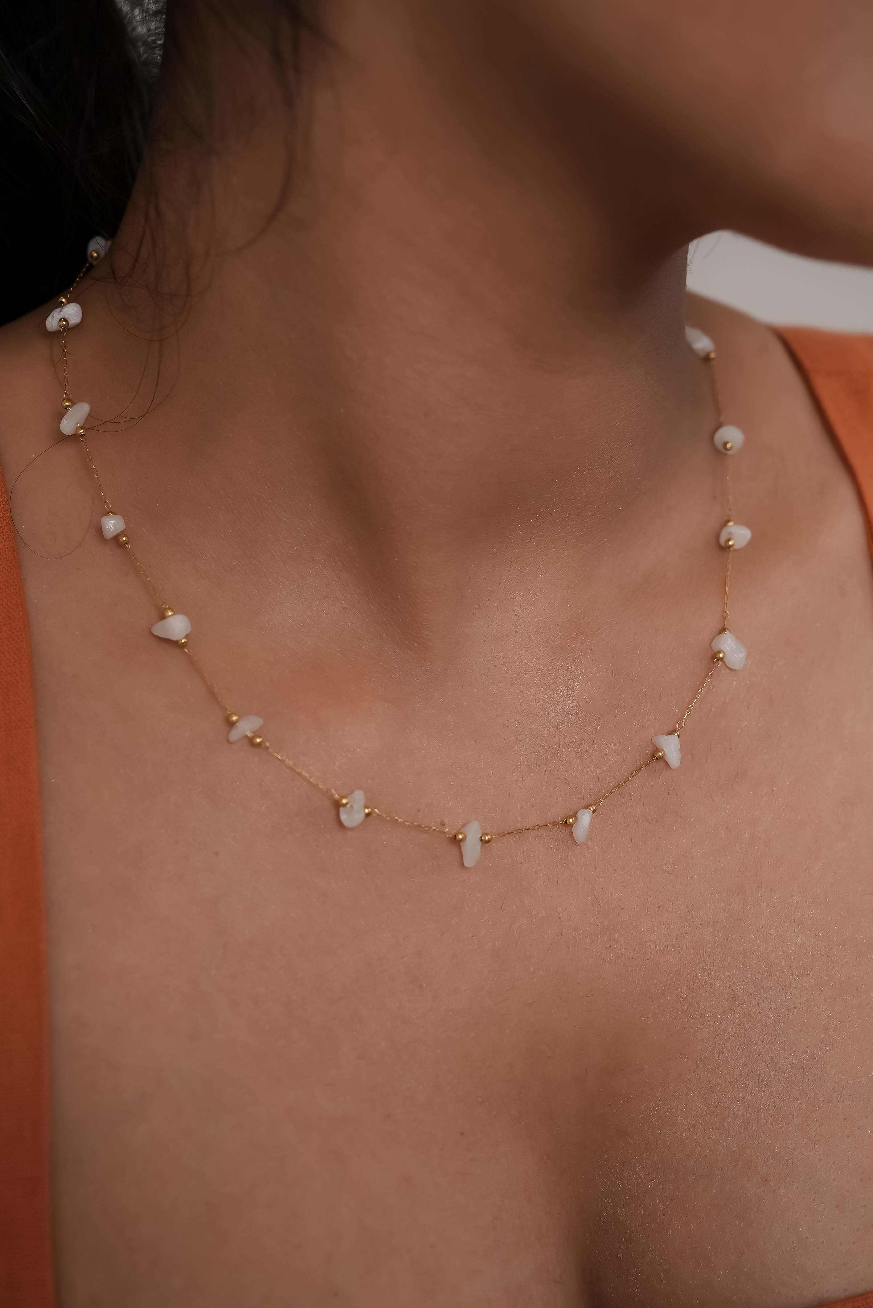 Rose Quartz Chipped Necklace