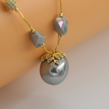 Shell Pearl Delight Dainty Necklace Gray