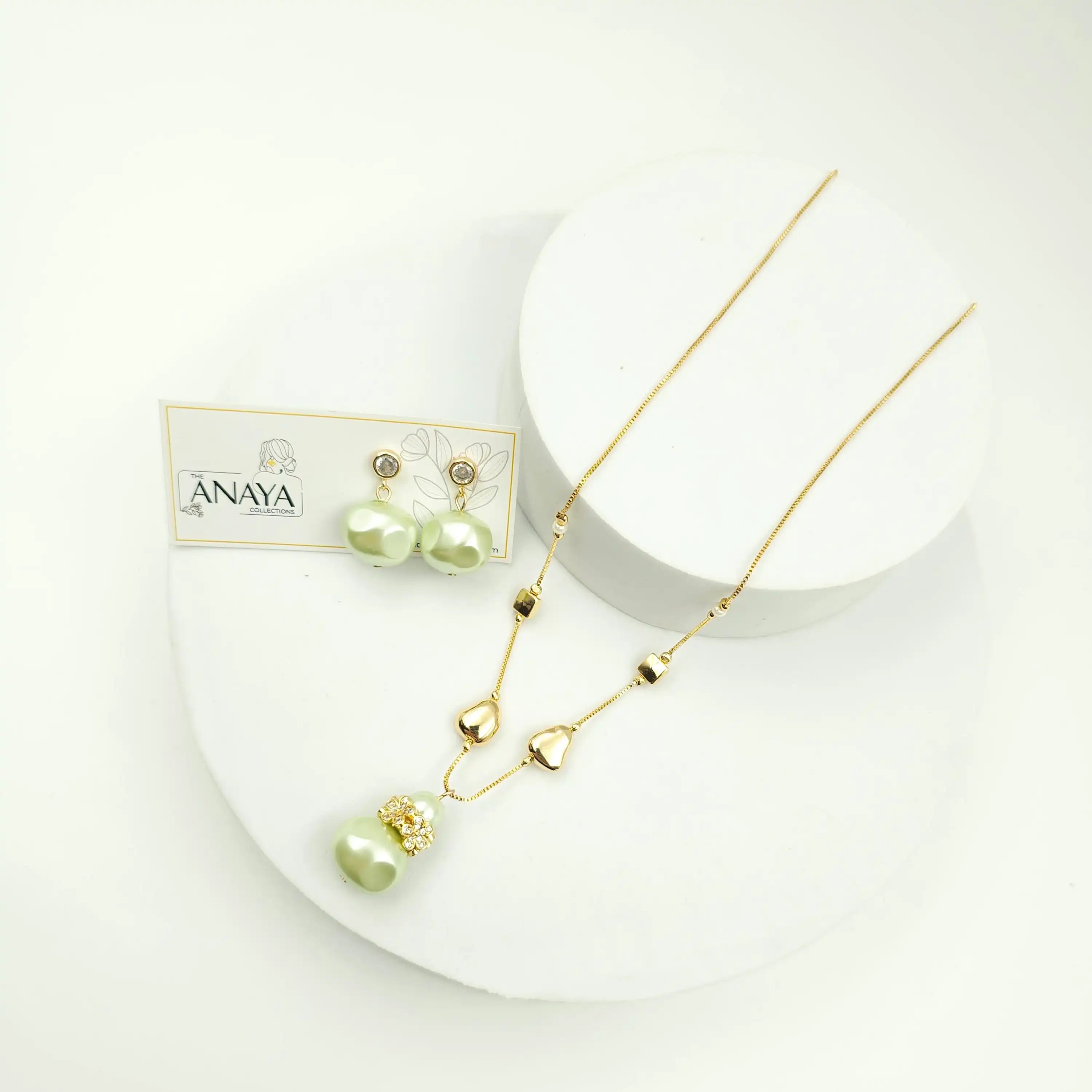 Shell Pearl Garden Dainty Set
