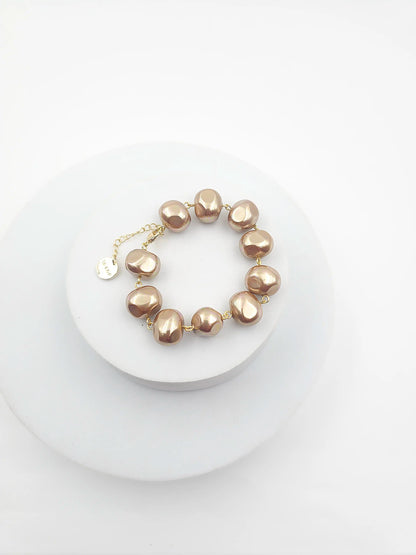 Shell Pearl Bracelet