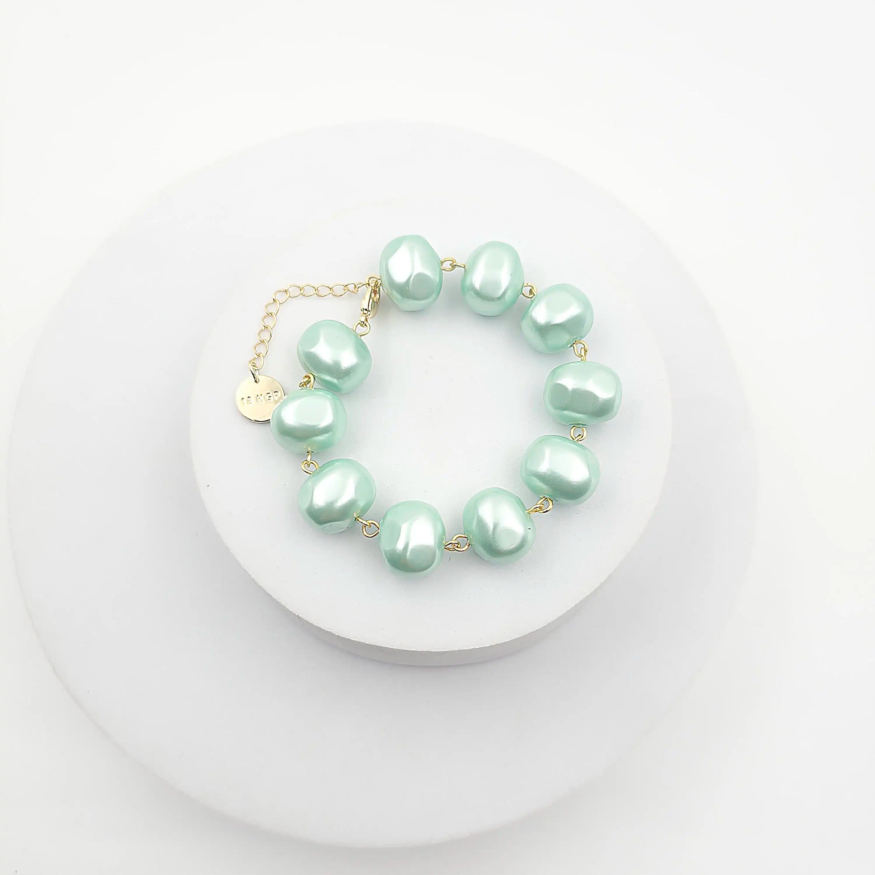 Shell Pearl Bracelet