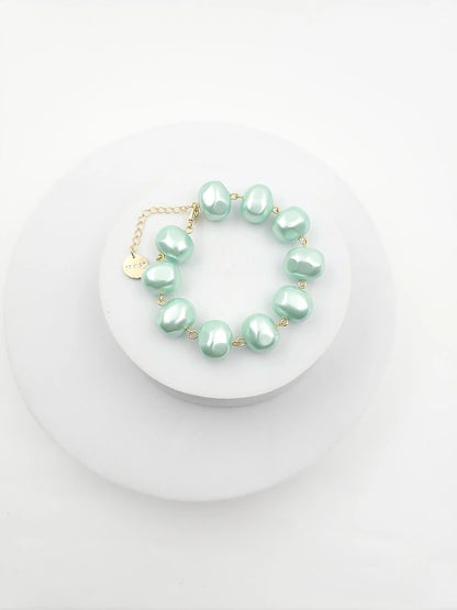 Shell Pearl Bracelet
