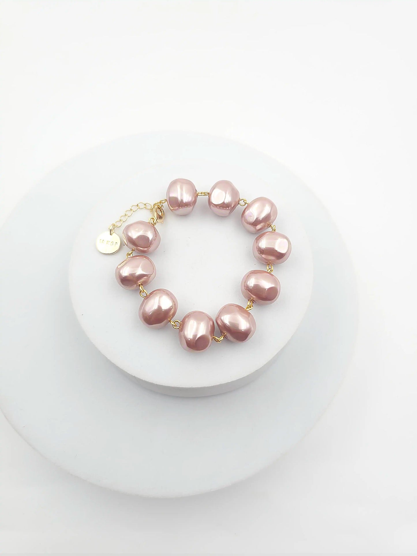 Shell Pearl Bracelet