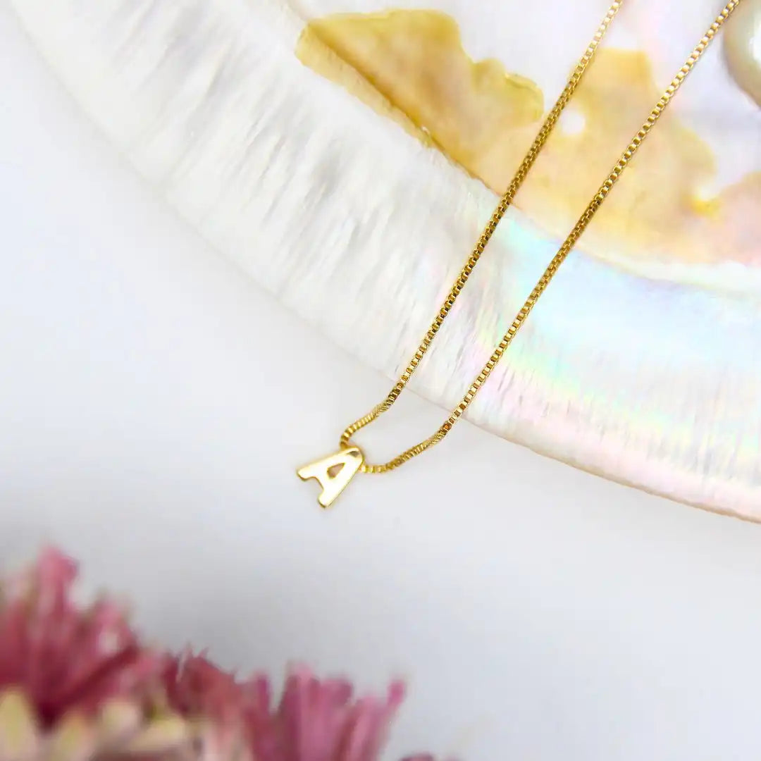 Small Alphabet Pendant Chain