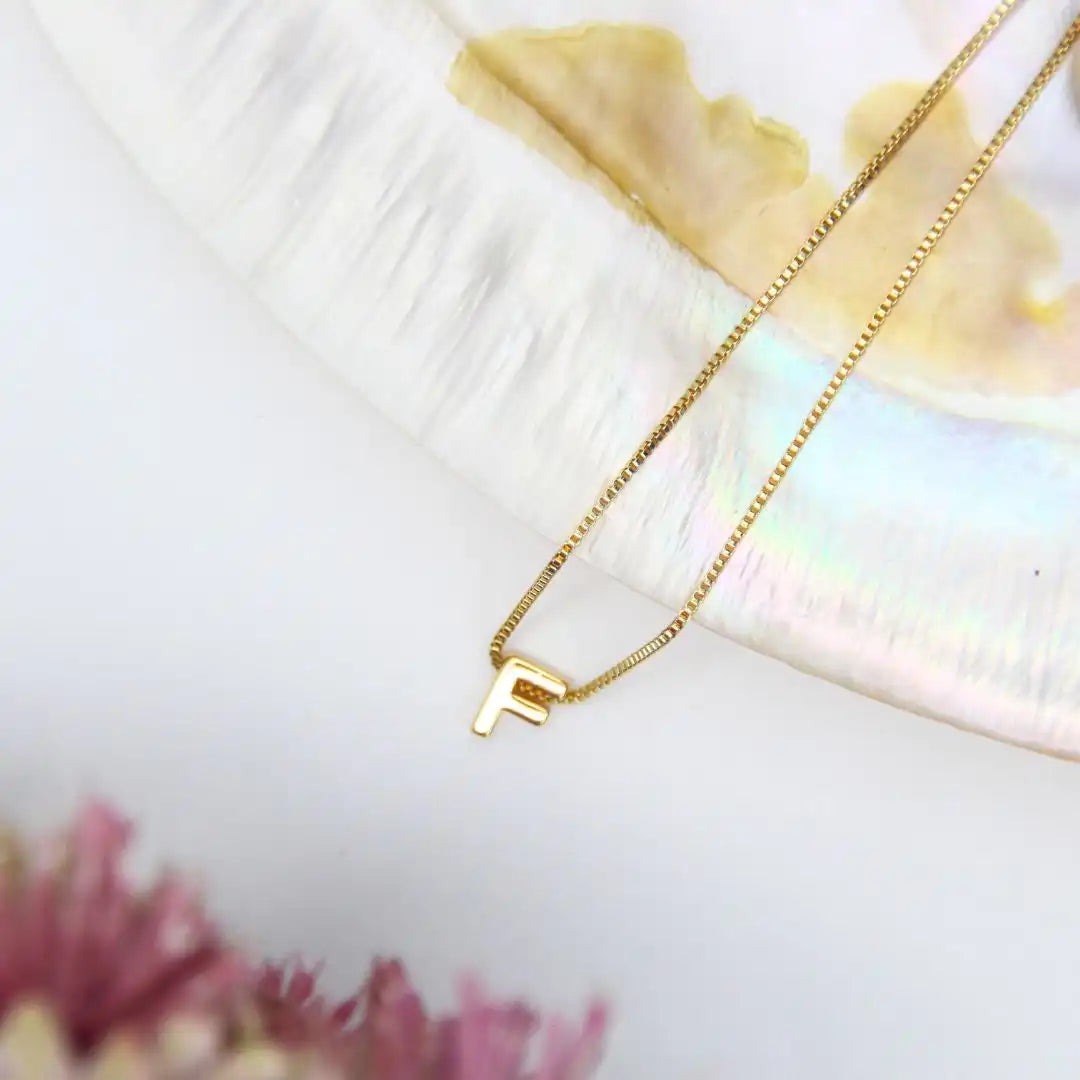 Small Alphabet Pendant Chain