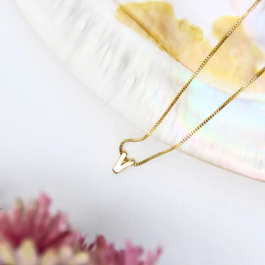 Small Alphabet Pendant Chain