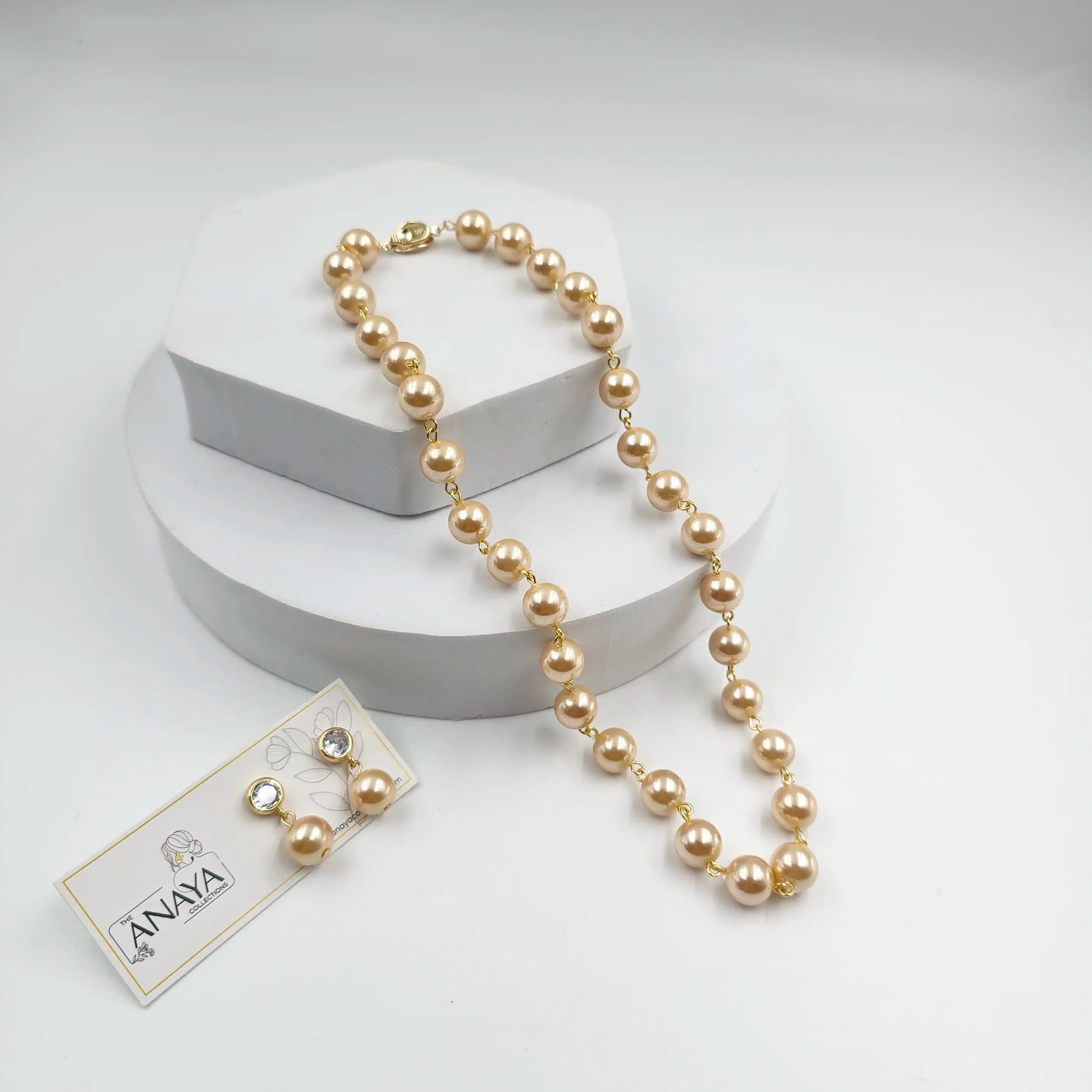 Small Shell Pearl Necklace Set