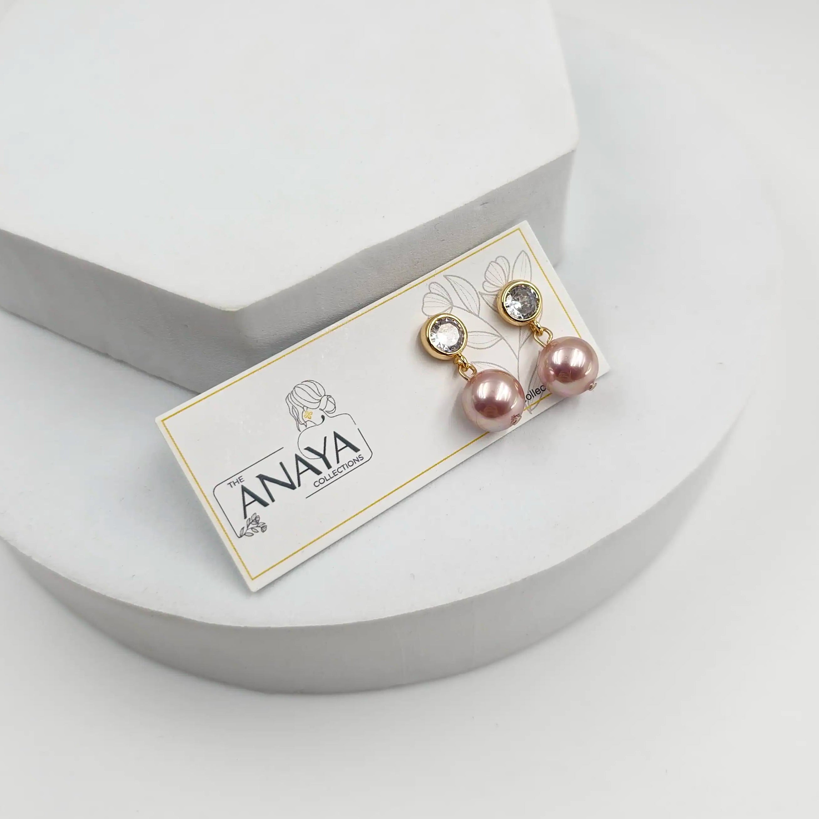 Small Shell Pearl Necklace Set