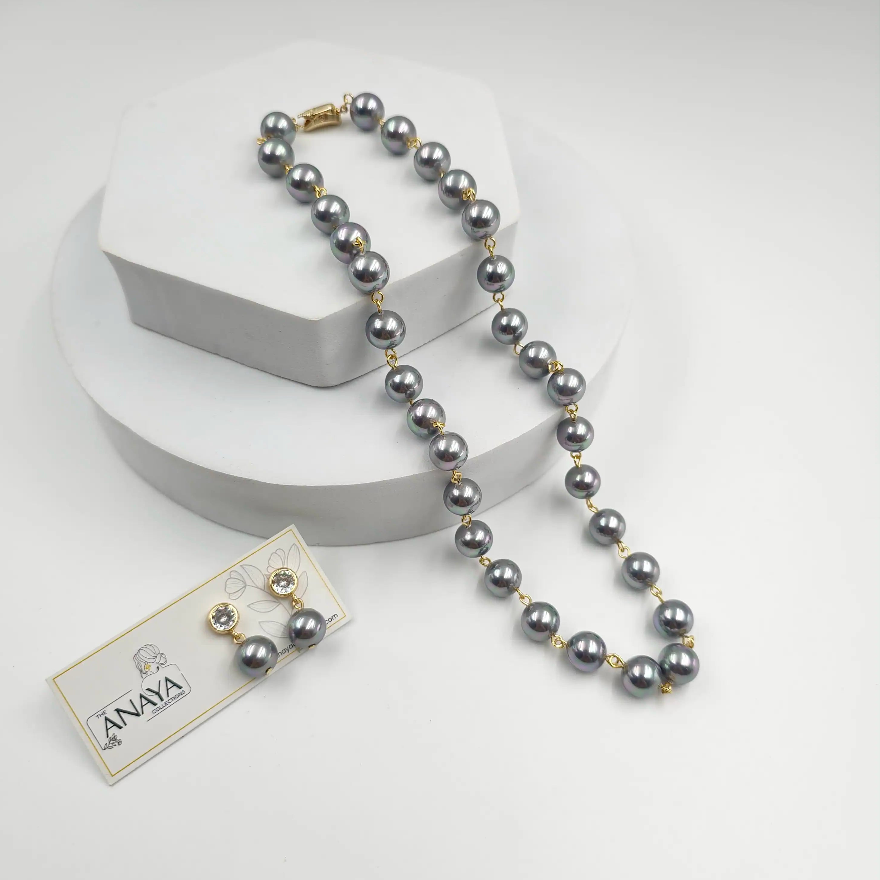 Small Shell Pearl Necklace Set