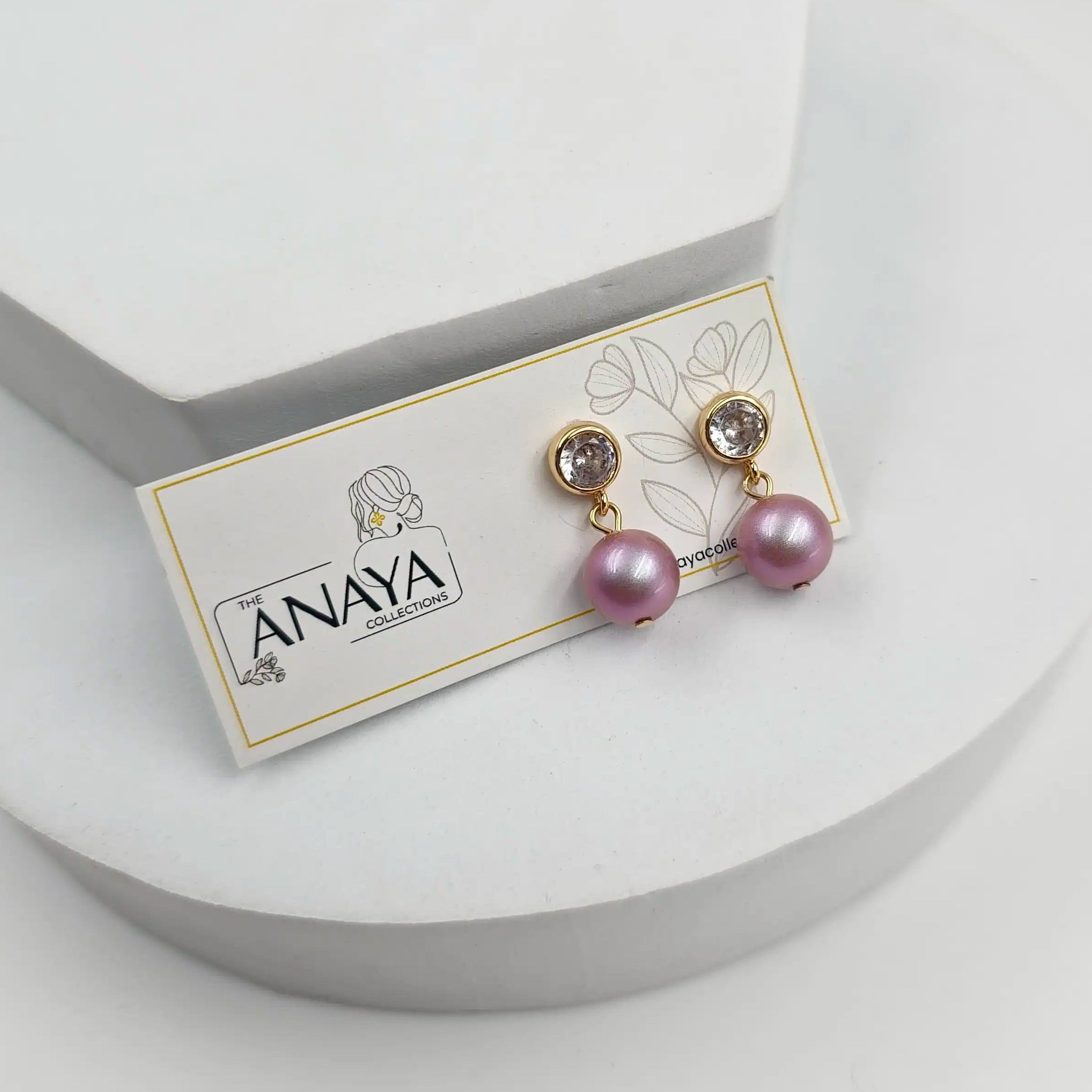 Small Shell Pearl Necklace Set