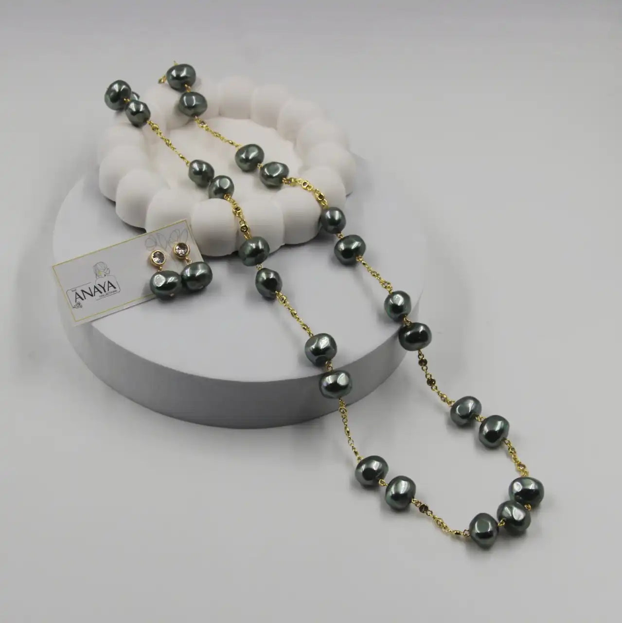 Uncut Shell Pearl Long Set