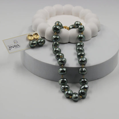 Uncut Shell Pearl Set