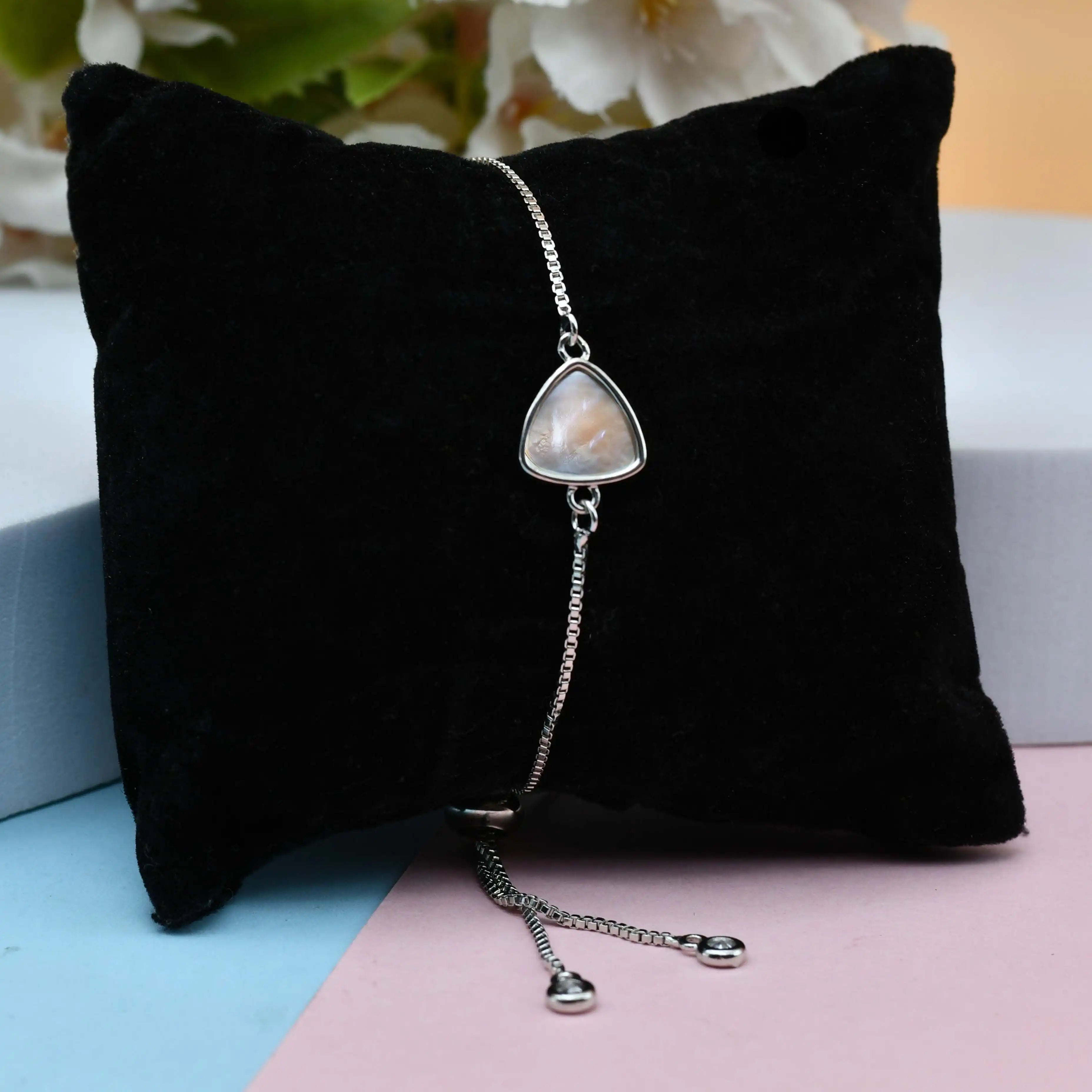 Triangle Silver MOP Pull Bracelet
