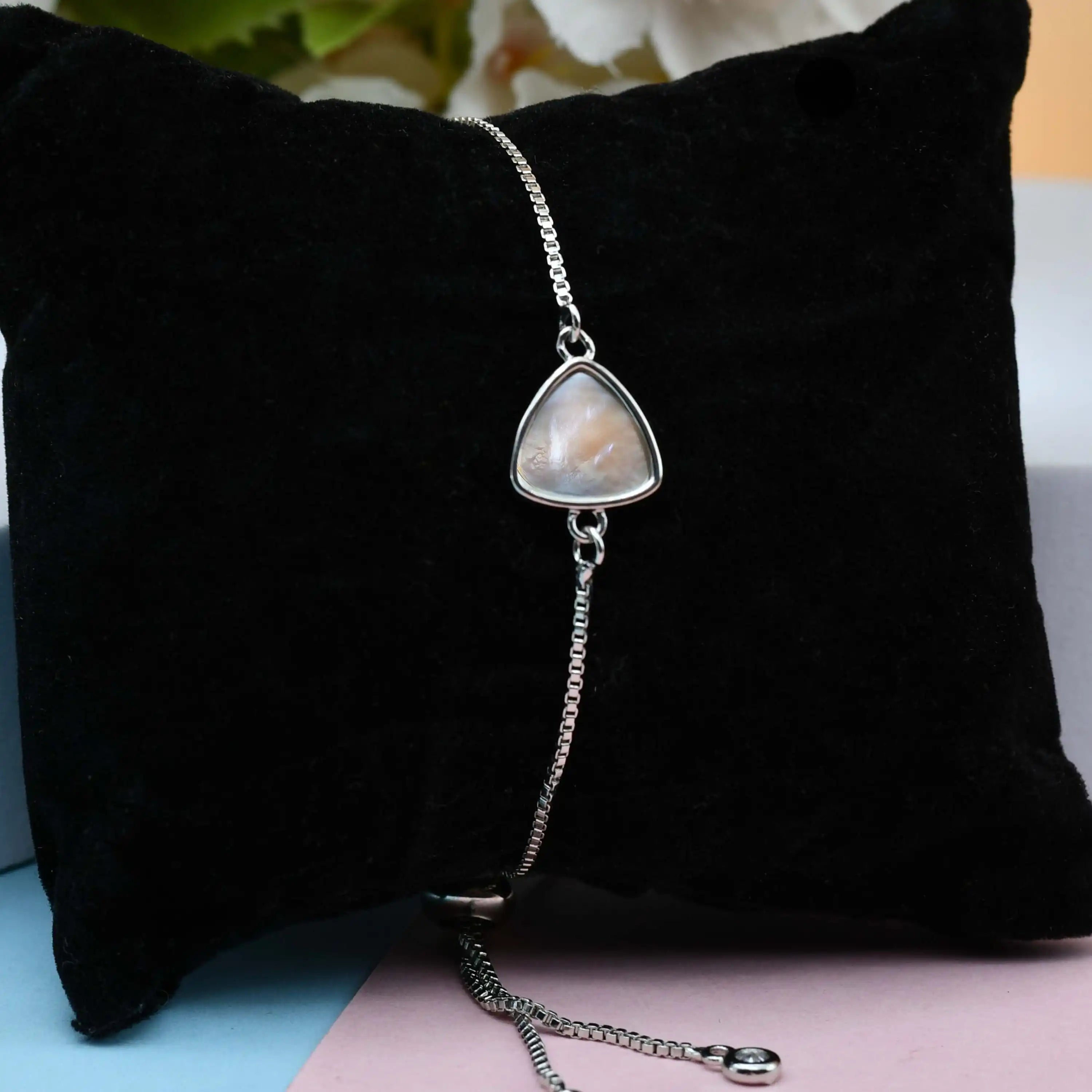 Triangle Silver MOP Pull Bracelet