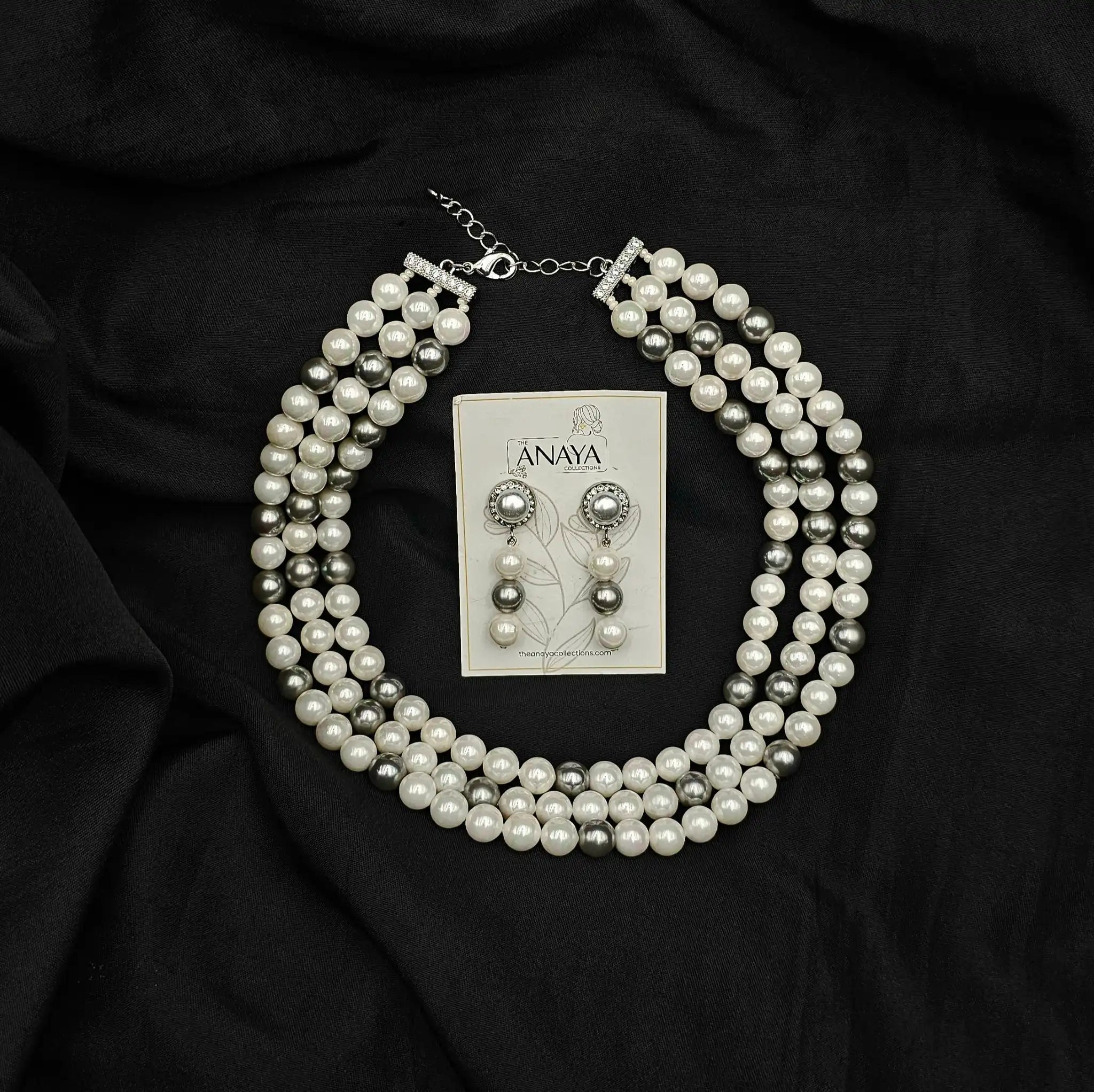 Triple Layered Shell Pearl Choker Set