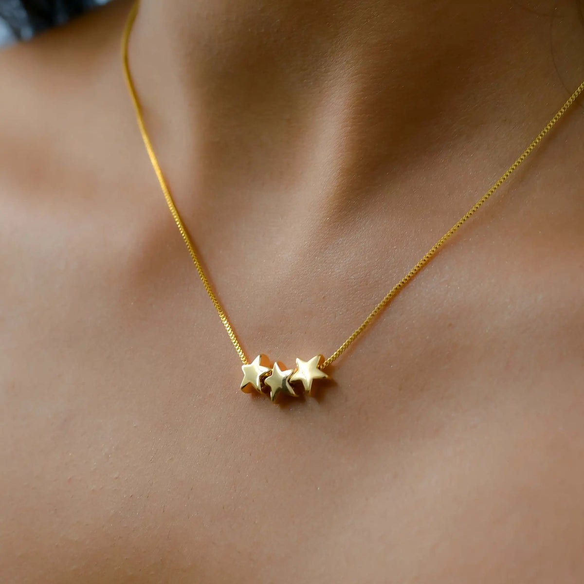 Triplet Star Pendant Chain