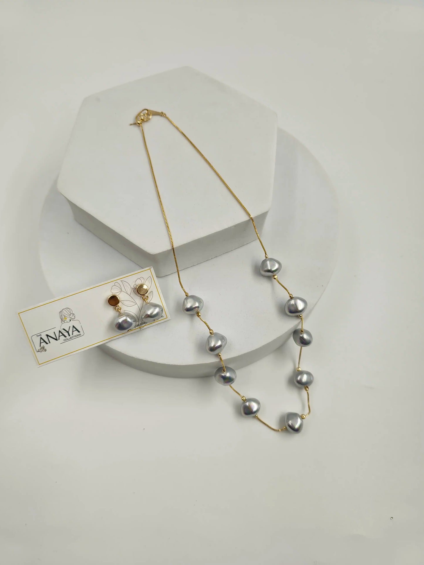 Uncut Gems Pearl Dainty Set