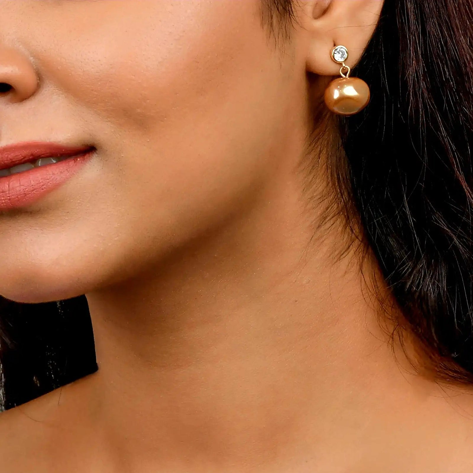 Uncut Shell Pearl Earrings with Diamond