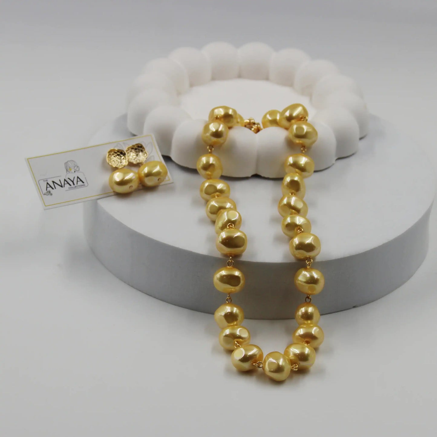 Uncut Shell Pearl Set