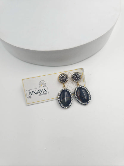 Double Line Agates With Baroque Set