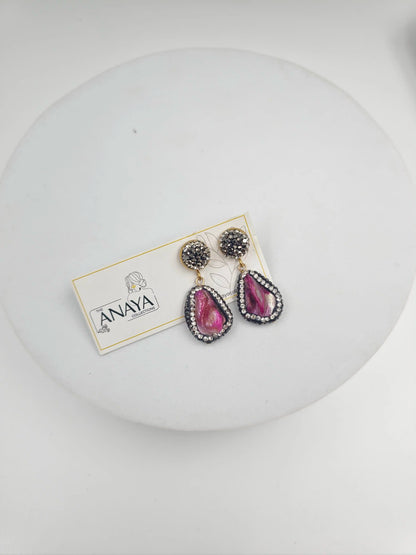 Double Line Agates With Baroque Set