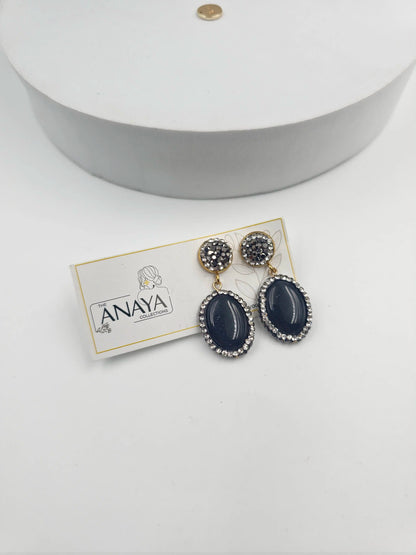 Double Line Agates With Baroque Set