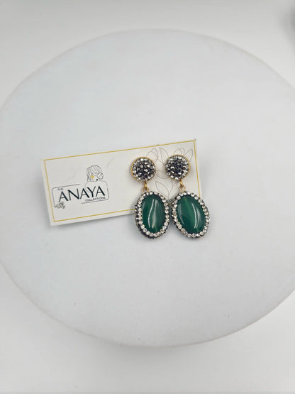 Double Line Agates With Baroque Set