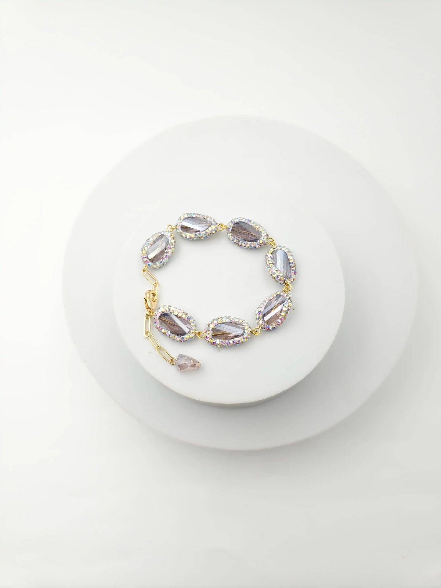 Regal Pearl Drop Bracelet