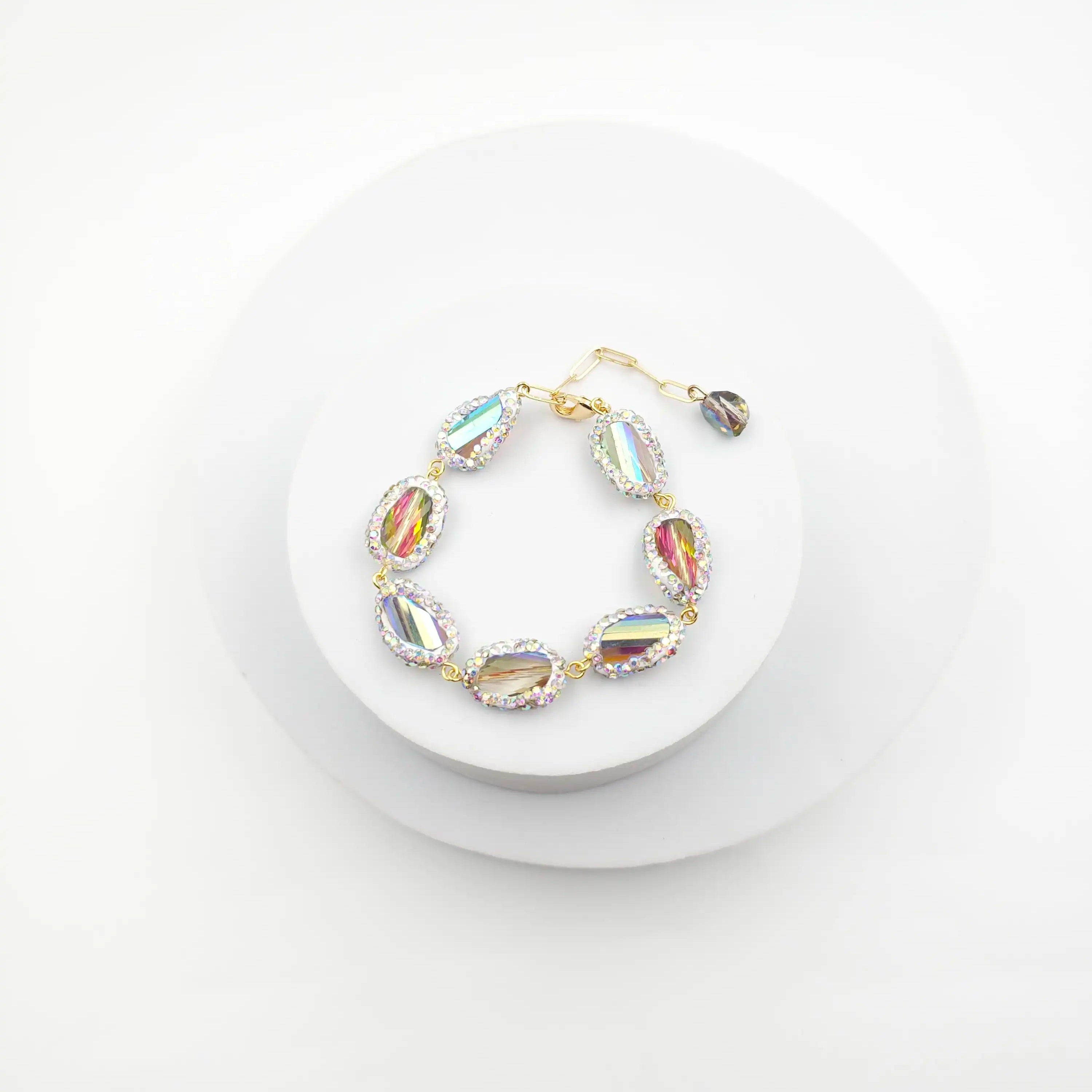 Regal Pearl Drop Bracelet