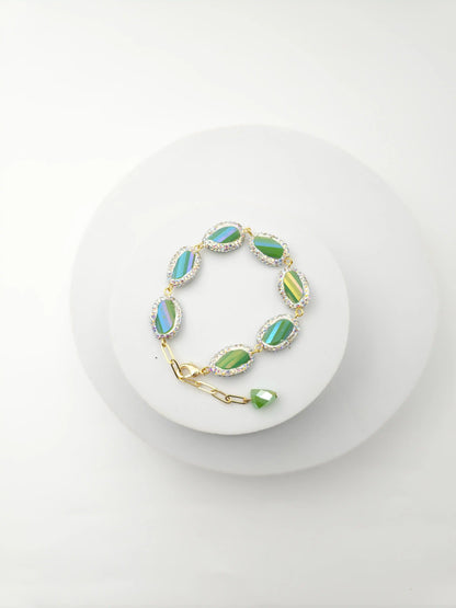 Regal Pearl Drop Bracelet