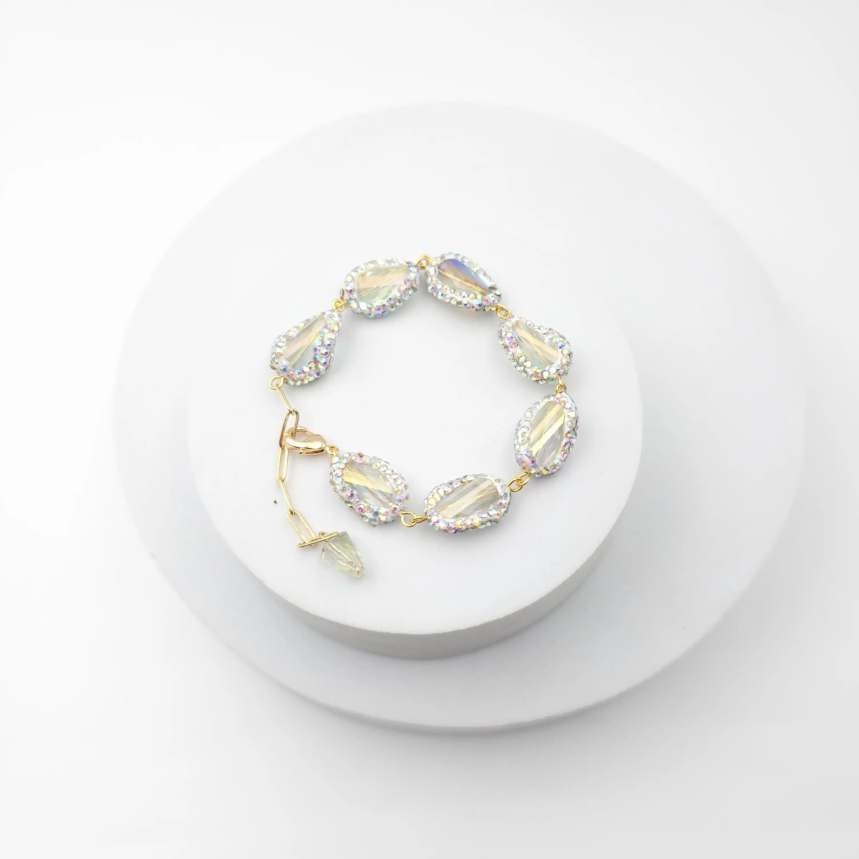Regal Pearl Drop Bracelet